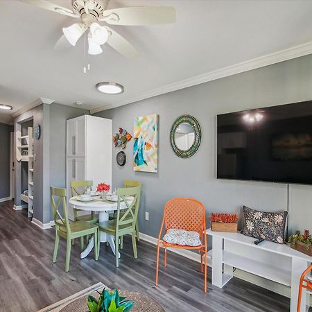 Victorian 3110 - Seaside Abode Apartment Галвестън Екстериор снимка